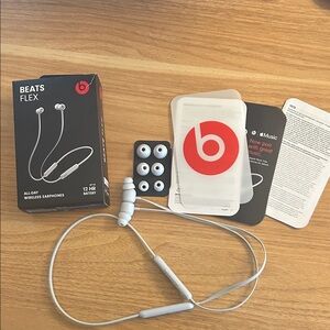 Beats Flex Wireless Earphones